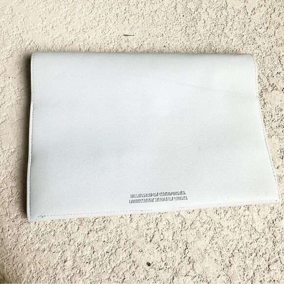 Glass Ladder & Co. Megan portfolio tablet clutch cement grey - Picture 2 of 8